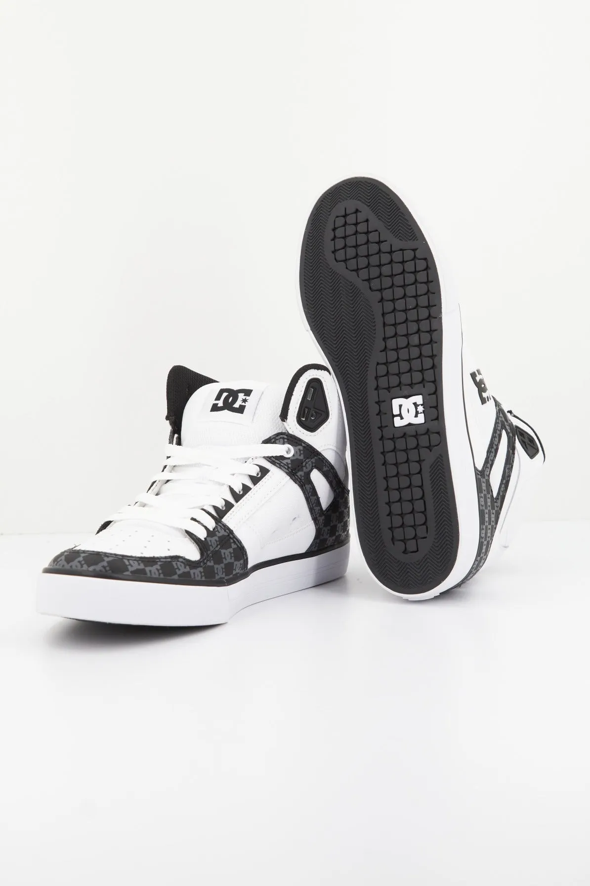 DC PURE HIGH TOP WC